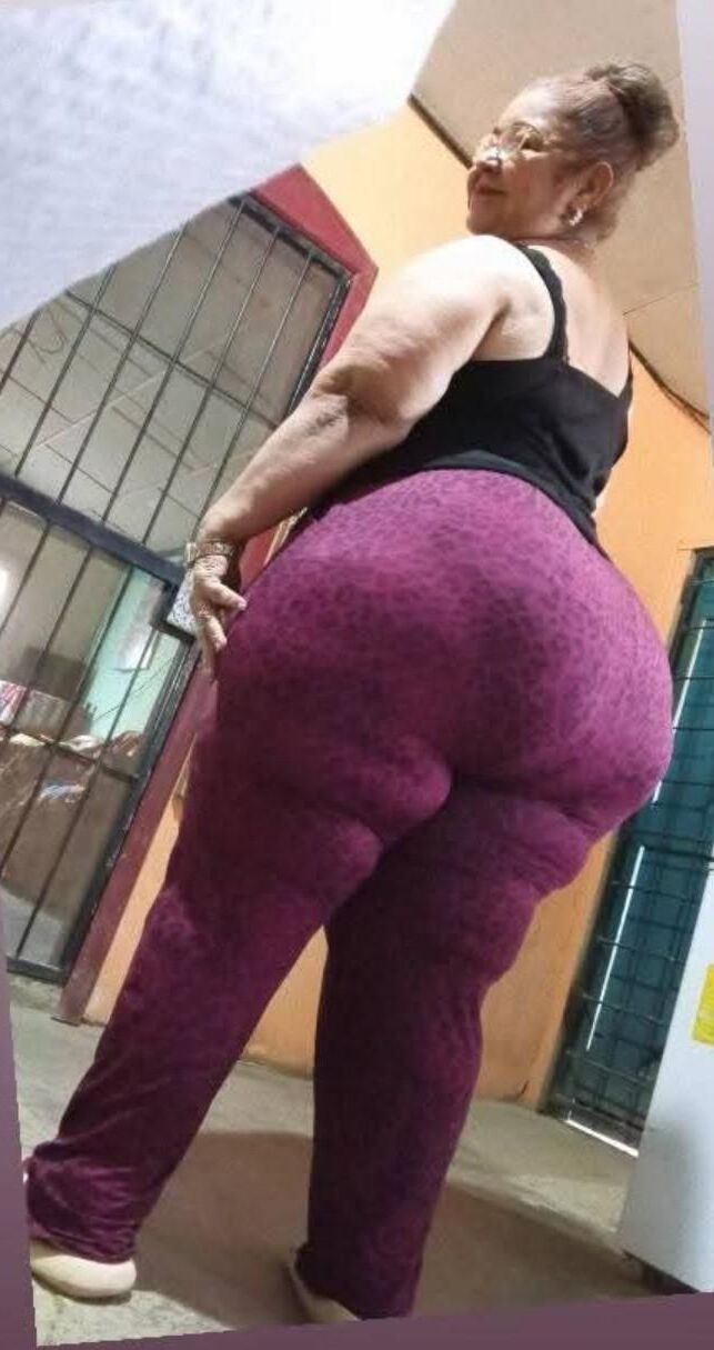 Joselin Abuela Refujia BBW Nalgono