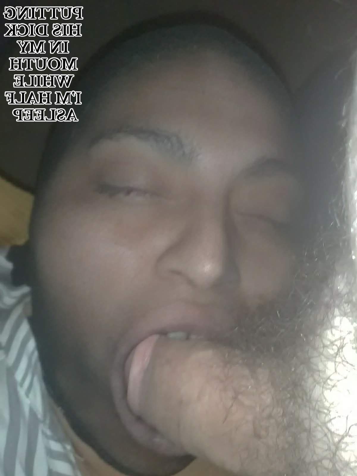Ana Ruiz chupando la polla como una buena puta de nylon debería