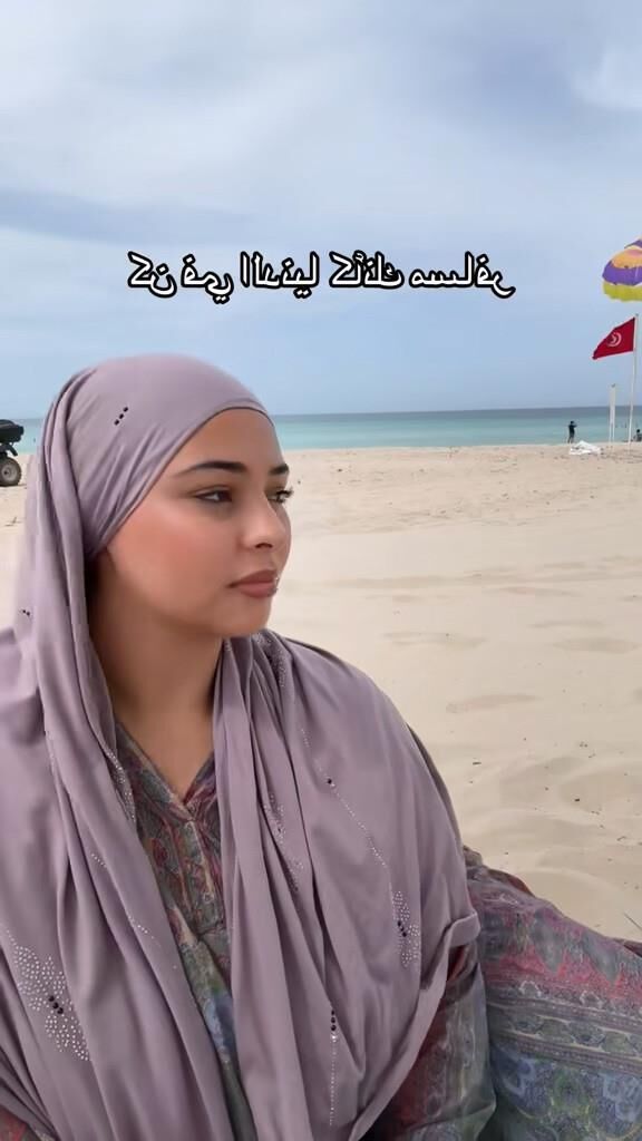 Puta esposa Hot Arab BBW Las grandes tetas expusieron su rostro degradó la degradaron
