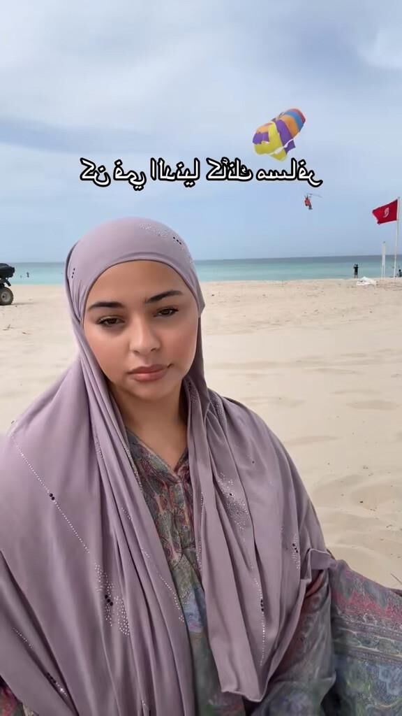 Puta esposa Hot Arab BBW Las grandes tetas expusieron su rostro degradó la degradaron