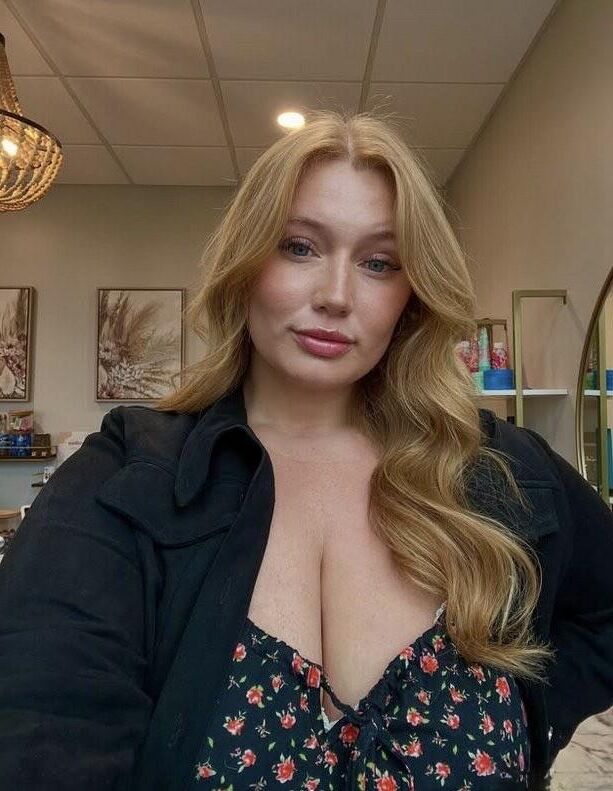 Strawberry Big Ass Boobs Redhead BBW Milf Mixed Hot Shots